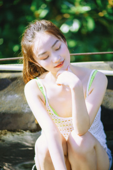 翘臀美女XX00后进式